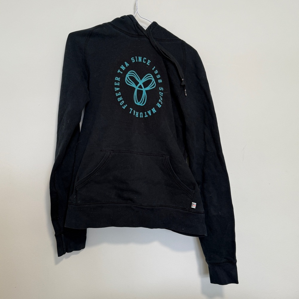 TNA hoodie sweater / Aritizia bean